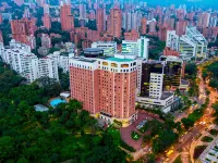 Hotel Dann Carlton Medellín - parcheggio