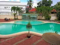 Dottie's Place Hotel & Restaurant Hotels in Butuan