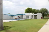 Hotel Monarca