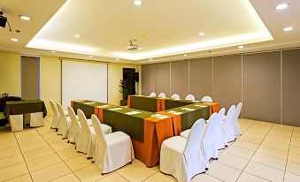 Alpa City Suites Hotel