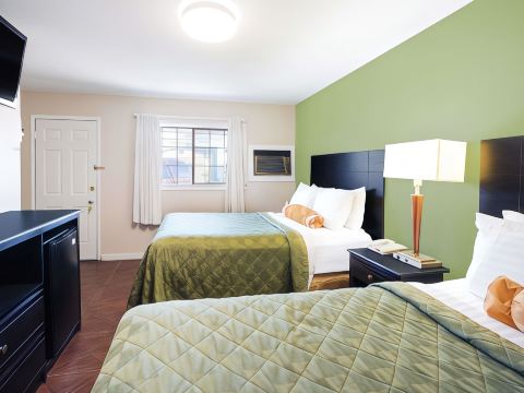 Executive Inn & Kitchenette Suites-Eagle Pass