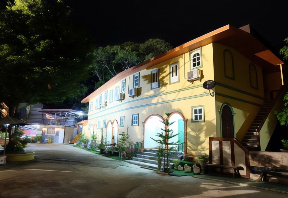 hotel overview picture