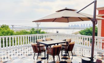 Caihong Zhishang Homestay