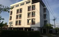 B Boutique Residence Hotels in Surat Thani