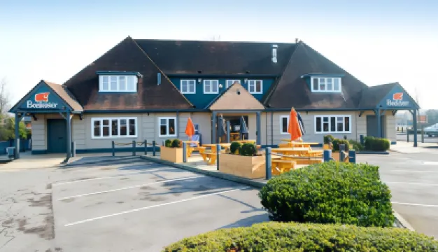 London Twickenham East Hotels near Twickenham Stadium
