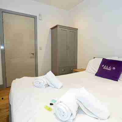 Pillo Rooms Serviced Apartments - Salford Rooms