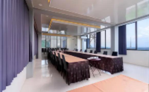 Grand Valonia Hotel Cafe & Park Jember