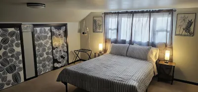 The Canna House by High Society Rentals Hotels in Clovis