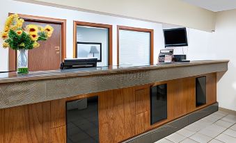 1. Days Inn..