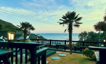 Geoje Yeoul Pension (Pets Friendly)