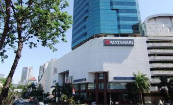 OYO Life 3944 Family Guest House Sukomanunggal