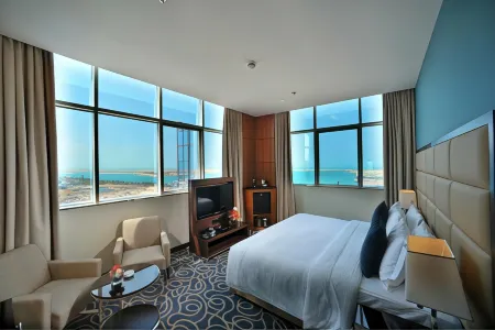 Ramada by Wyndham Abu Dhabi Corniche