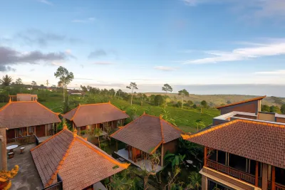 The Garuda Villa and Restaurant Hotel dekat Patung Buddha Tidur Pupuan Tabanan