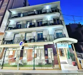 Hotel Alaska Отели в г. 
