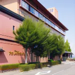 Ayaha Lakeside Hotel