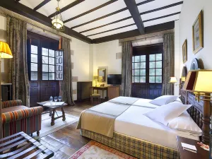 Parador de Santillana de Gil Blas