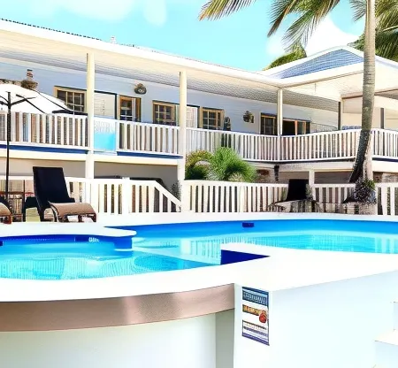 La Isla Resort Отели рядом с достопримечательностью «Остров Кей Колкер»