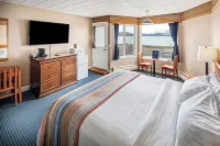 Land's End Resort Hotels in Homer