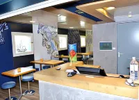 Ibis Budget Flers les Grands Champs - parking