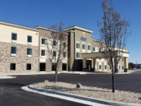 Comfort Inn & Suites Hotels in Nicollet County