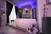 Bourbon House Hotels in Naples