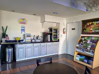 阿卡德爾菲亞-凱德谷地區温德姆速8酒店 - Wi-Fi