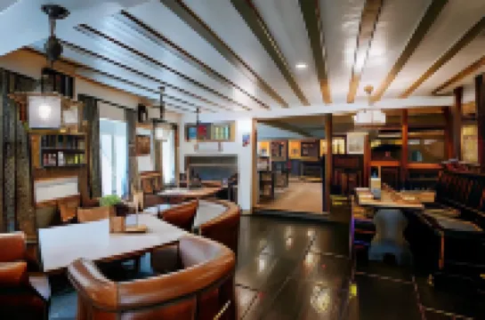 ไวลด์ บอร์ เอสเตท