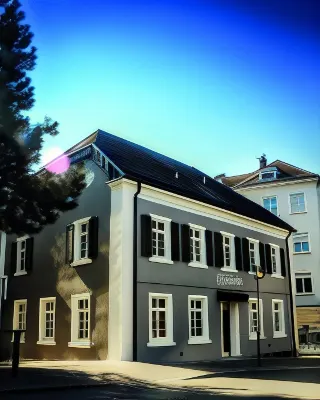 Haus Zauberflöte - Hotel & Restaurant Hotels in der Nähe von Vinzentiushaus / Aenne-Burda-Stift