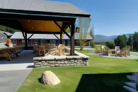 Cobble Mountain Lodge Hotels in Keene