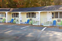 Robbins Motel Hotels in Hancock