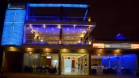 Beach Corridor Hotel & Spa with Free Airport Shuttle Hoteles en Negombo
