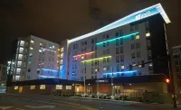 Aloft Newport on the Levee فنادق في Newport