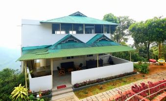 The Cliff Resort, Munnar