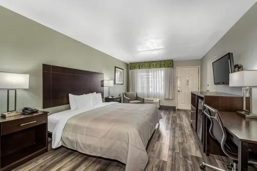 Quality Inn Siloam Springs West - Haustierfreundliche