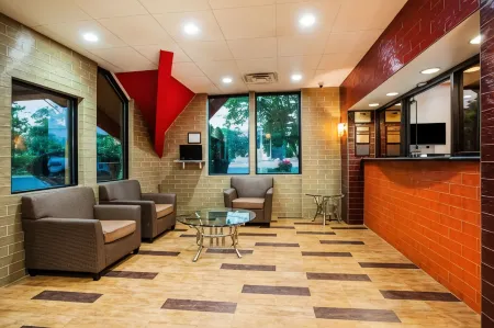 Howard Johnson by Wyndham North Plainfield Отели рядом с достопримечательностью «Нокия Белл Лабс»