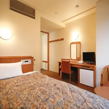 Art Rits Hotel Отели рядом с достопримечательностью «Железнодорожный вокзал Кусацу»