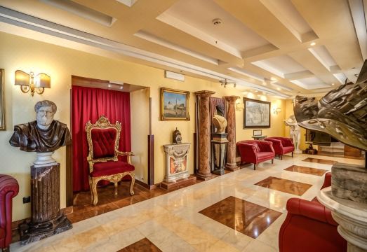 아우렐리우스 아트 갤러리 호텔