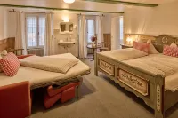 Baeren Hotel, the Bear Inn