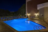 The Inn on the River - Swimmingpools