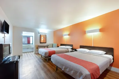 Motel 6 Houston, TX - East Hotels in Houston