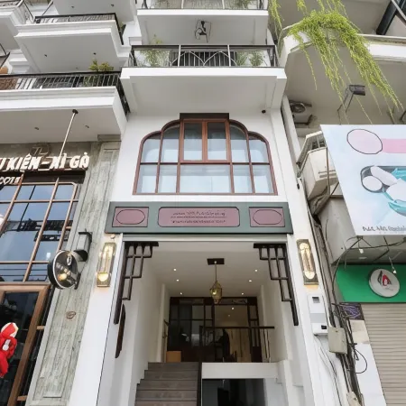 Maison Nha - Boutique Apartment (16 NK) Отели рядом с достопримечательностью «Сигнальная Башня Ханоя»