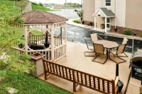 Microtel Inn & Suites by Wyndham St Clairsville/Wheeling Hotels in Richland Township