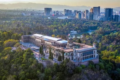 Suites Rio Elba Hotels near Chapultepec Castle
