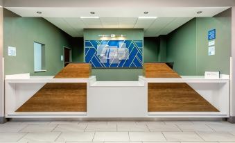Holiday Inn Express & Suites Orlando-Ocoee East
