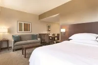 Embassy Suites by Hilton Akron Canton Airport Các khách sạn ở Xã Plain