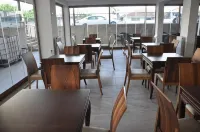 Longoz Hotel - servizio colazione