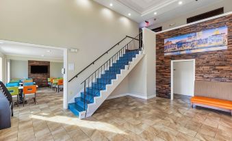 Days Inn by Wyndham Savannah Gateway I-95