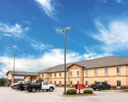 Econo Lodge Hotels in McDonald County