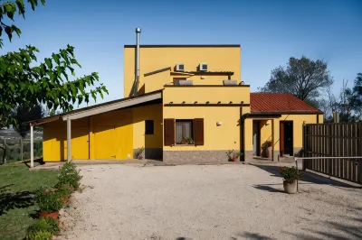 La Casa Del Sole Hotels near Castello di Gradara