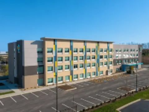 Tru by Hilton Naperville Chicago Hotels in Naperville